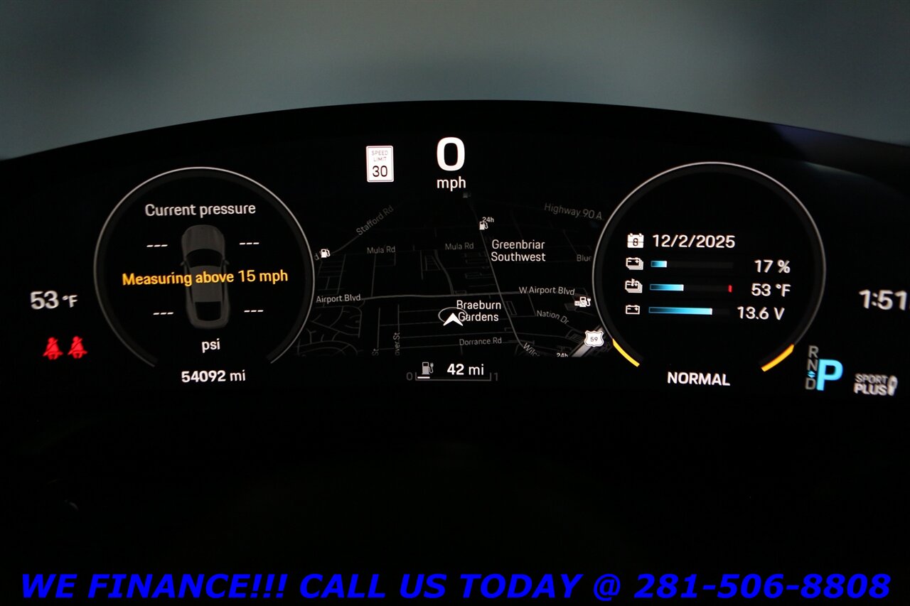 2021 Porsche Taycan 2021 PREM PKG PERFORMANCE+BATTERY 93KWH SPT CHRONO   - Photo 13 - Houston, TX 77031