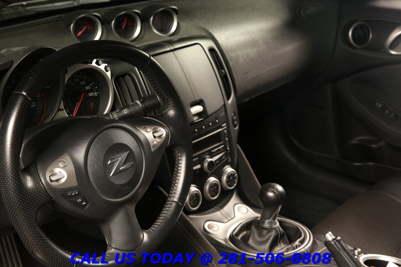 2010 Nissan 370Z 2010 Touring CONVERTIBLE MANUAL 6-SPEED 68K MLS - Photo 9 - Houston, TX 77031