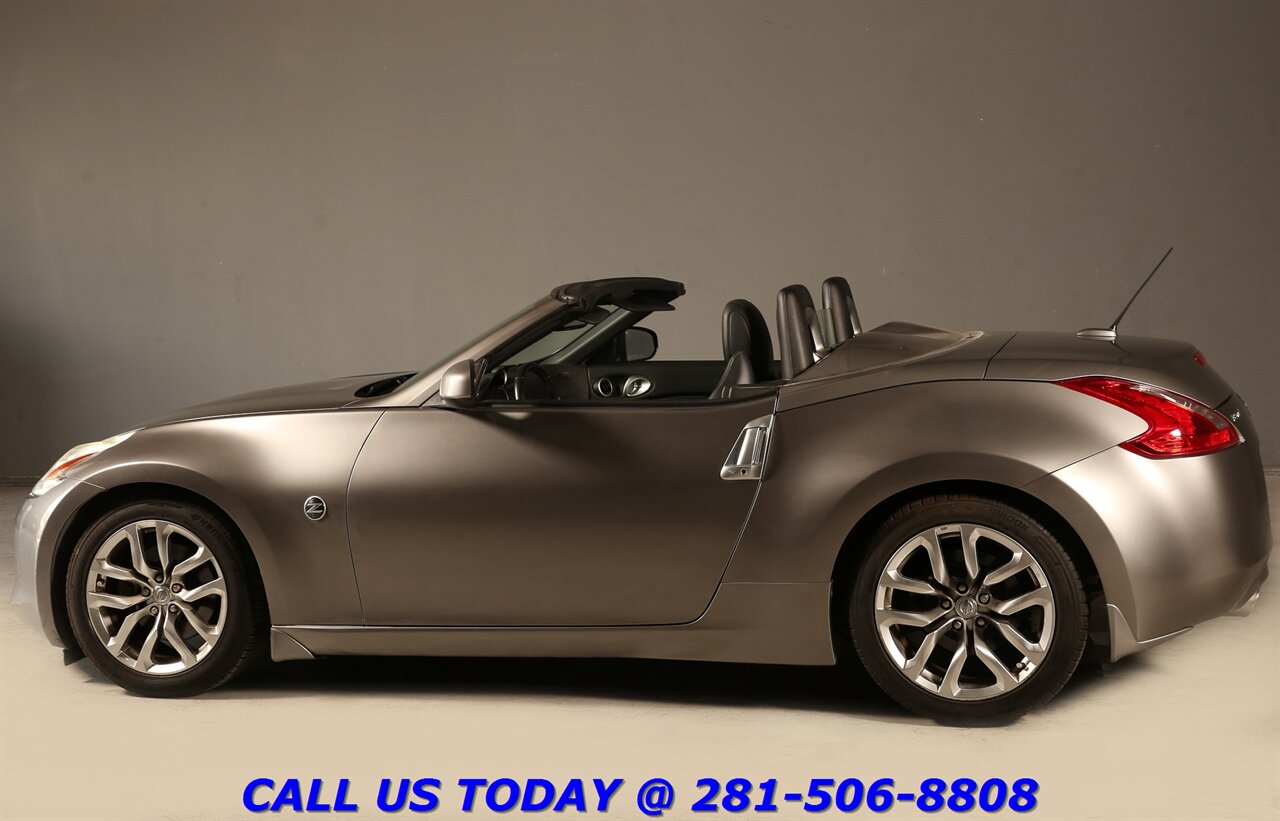 2010 Nissan 370Z 2010 Touring CONVERTIBLE MANUAL 6-SPEED 68K MLS - Photo 5 - Houston, TX 77031