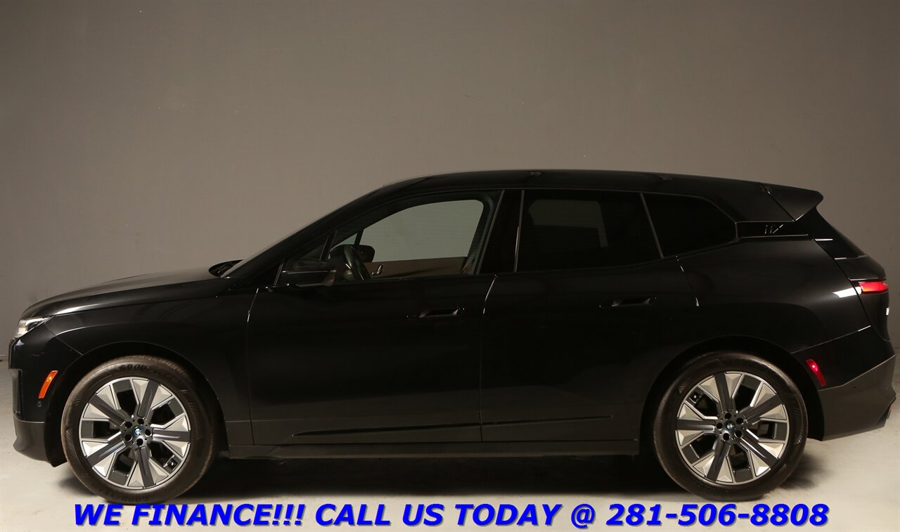 2023 BMW iX 2023 xDrive50 AWD NAV PANO BLIND HEATSEAT 30K MLS   - Photo 27 - Houston, TX 77031