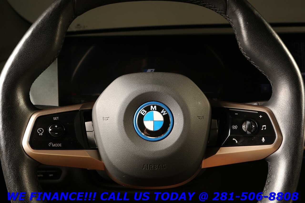 2023 BMW iX 2023 xDrive50 AWD NAV PANO BLIND HEATSEAT 30K MLS   - Photo 14 - Houston, TX 77031
