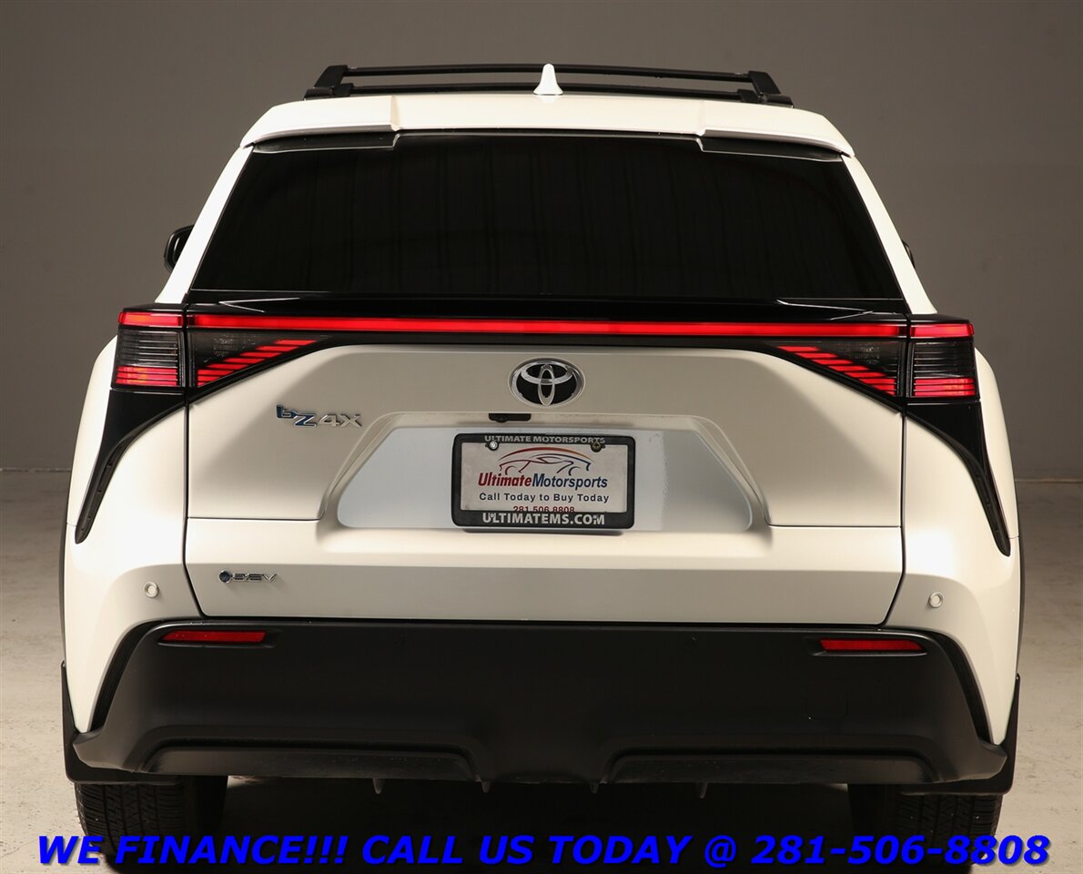 2024 Toyota bZ4X 2024 XLE NAV PANO ADAPT CRUISE BLIND 6K MILES!!!   - Photo 5 - Houston, TX 77031