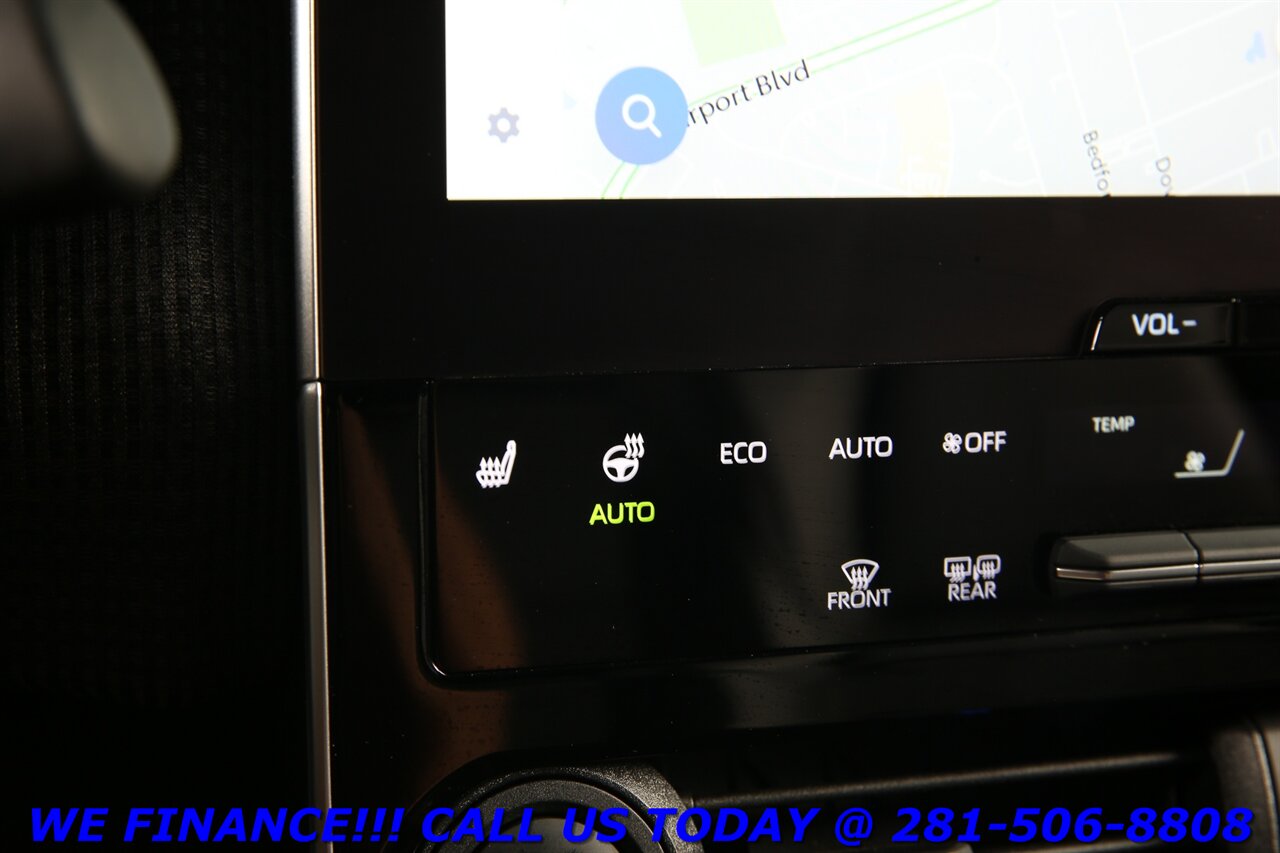 2024 Toyota bZ4X 2024 XLE NAV PANO ADAPT CRUISE BLIND 6K MILES!!!   - Photo 18 - Houston, TX 77031