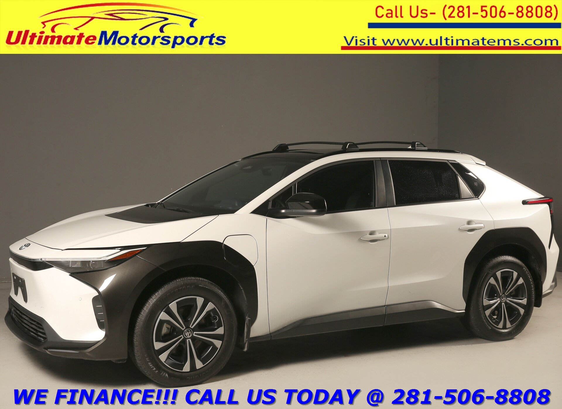 2024 Toyota bZ4X 2024 XLE NAV PANO ADAPT CRUISE BLIND 6K MILES!!!   - Photo 1 - Houston, TX 77031