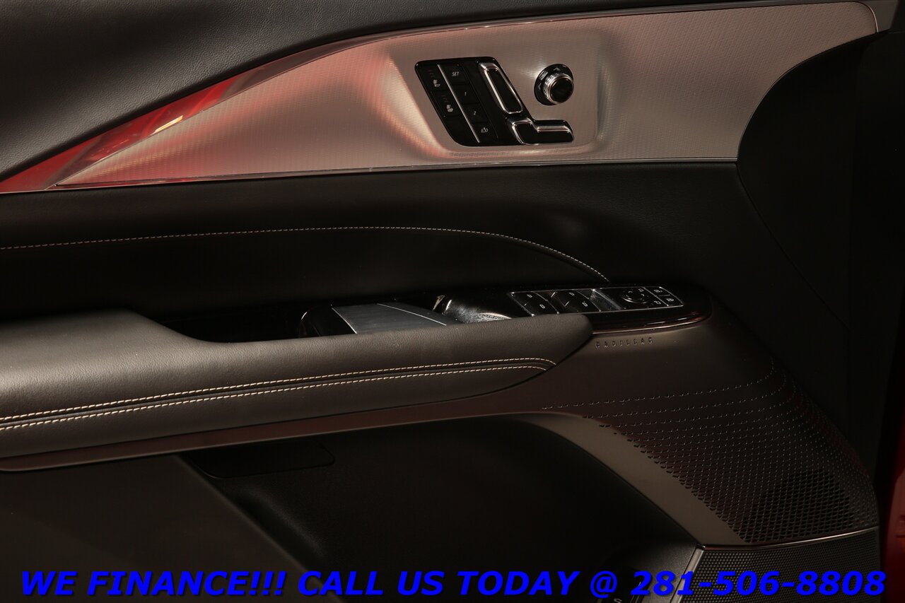 2024 Cadillac LYRIQ 2024 Tech CARPLAY PANO ADAPT-CRUISE BLIND 28K MLES   - Photo 9 - Houston, TX 77031