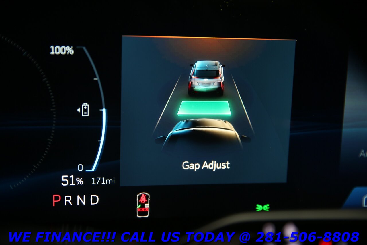 2024 Cadillac LYRIQ 2024 Tech CARPLAY PANO ADAPT-CRUISE BLIND 28K MLES   - Photo 17 - Houston, TX 77031