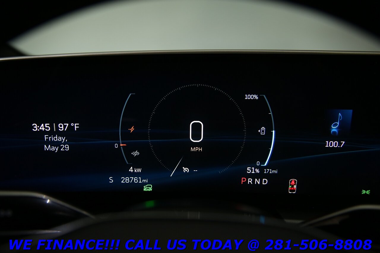 2024 Cadillac LYRIQ 2024 Tech CARPLAY PANO ADAPT-CRUISE BLIND 28K MLES   - Photo 16 - Houston, TX 77031