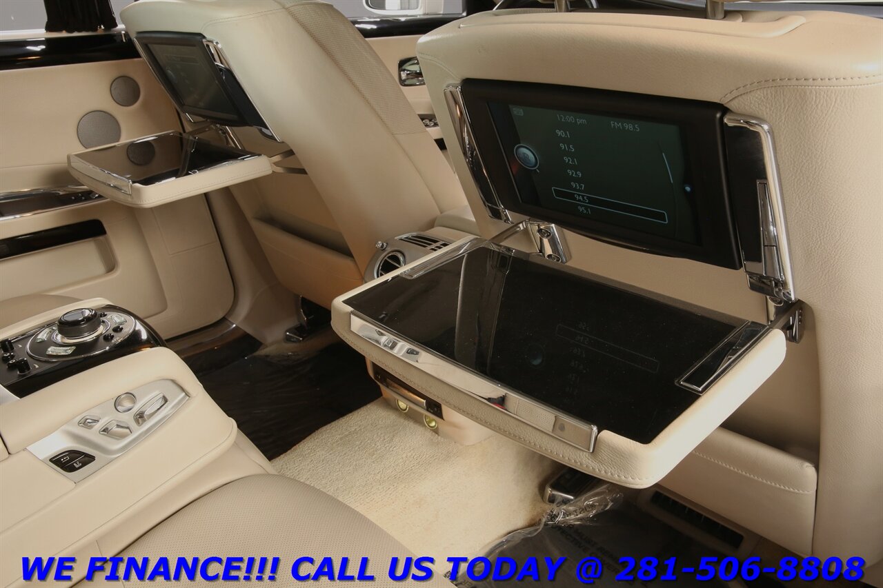 2012 Rolls-Royce Ghost 2012 6.6L V12 NAV HUD PANO DVD 248K MSRP 45K MLS - Photo 22 - Houston, TX 77031