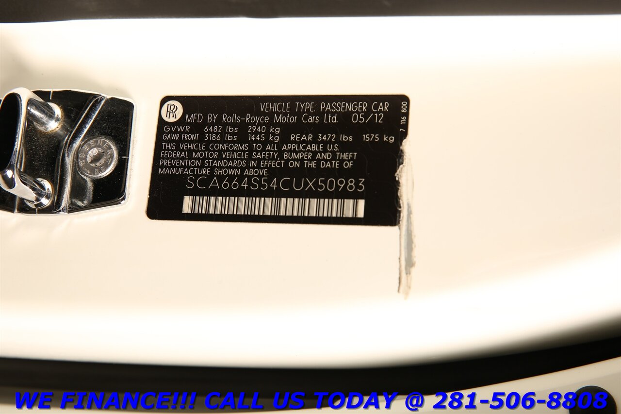 2012 Rolls-Royce Ghost 2012 6.6L V12 NAV HUD PANO DVD 248K MSRP 45K MLS - Photo 39 - Houston, TX 77031