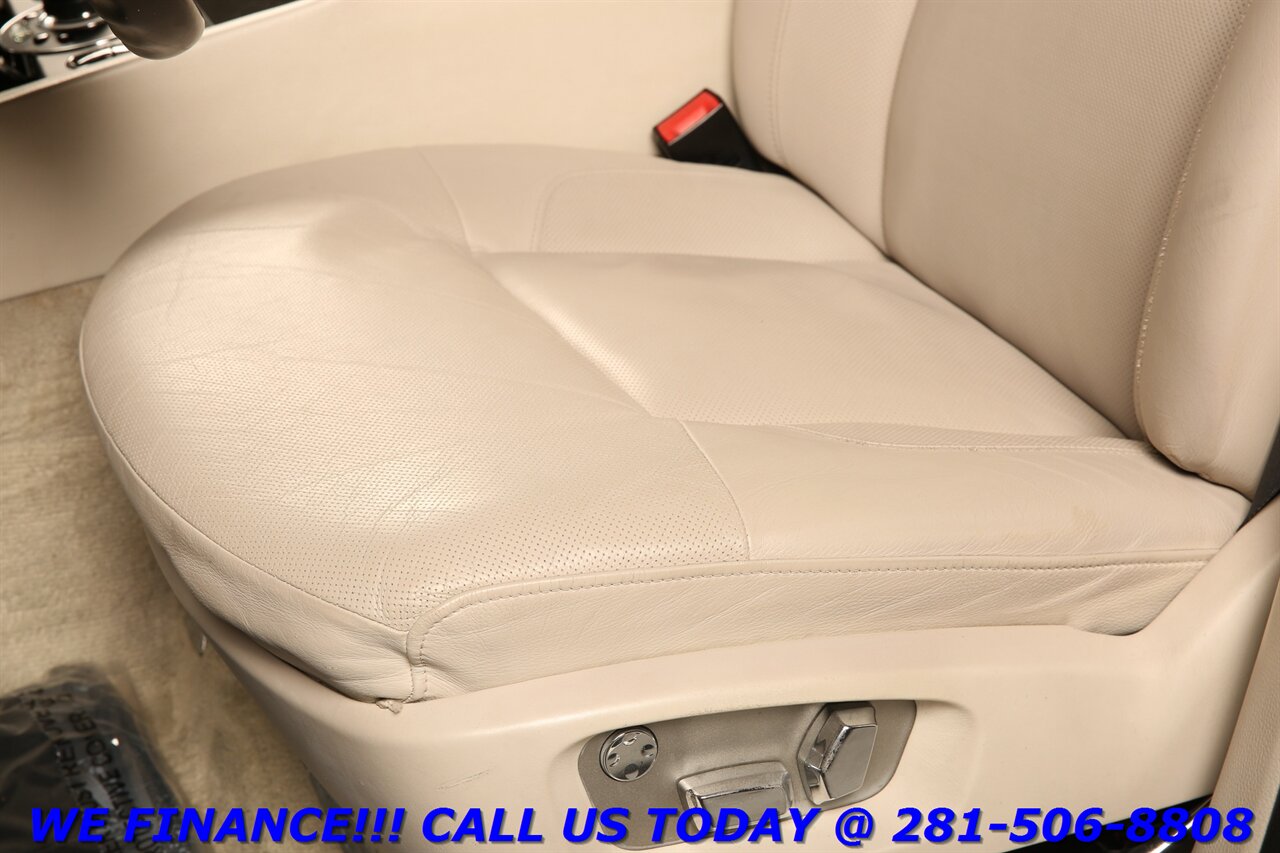 2012 Rolls-Royce Ghost 2012 6.6L V12 NAV HUD PANO DVD 248K MSRP 45K MLS - Photo 14 - Houston, TX 77031