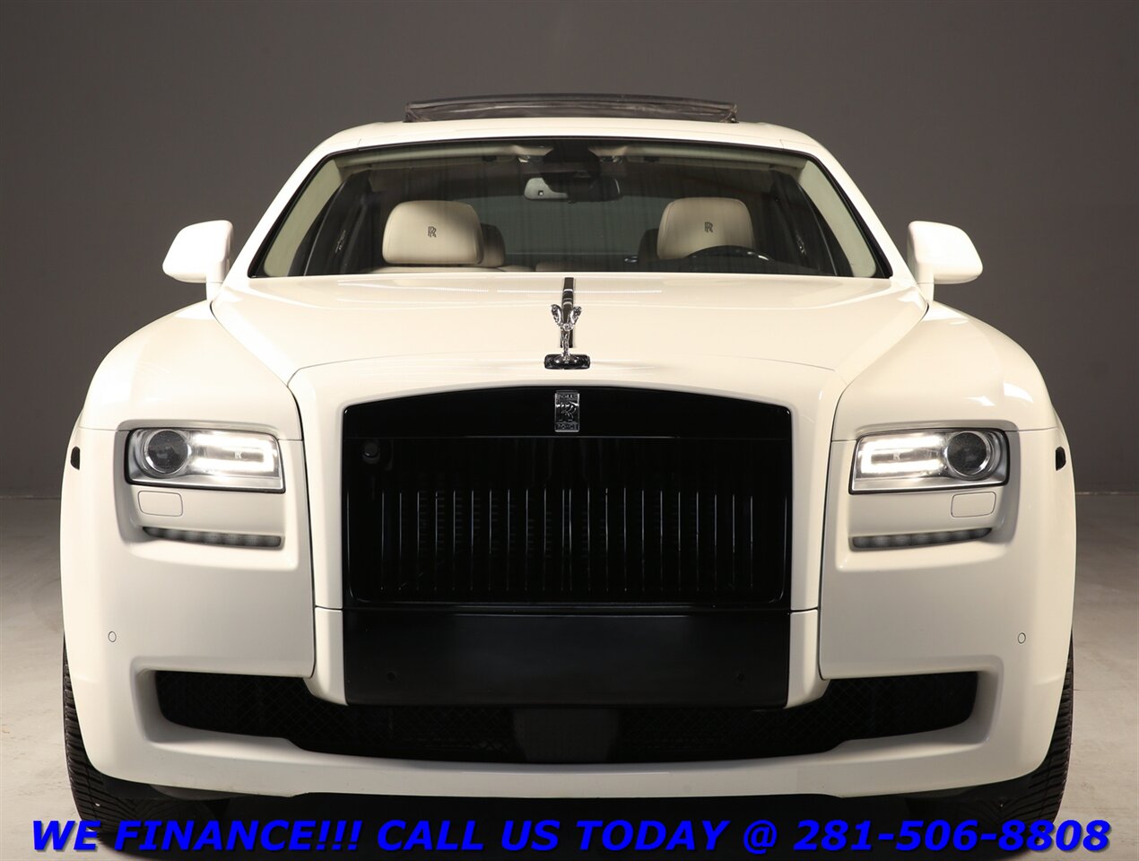 2012 Rolls-Royce Ghost 2012 6.6L V12 NAV HUD PANO DVD 248K MSRP 45K MLS - Photo 9 - Houston, TX 77031