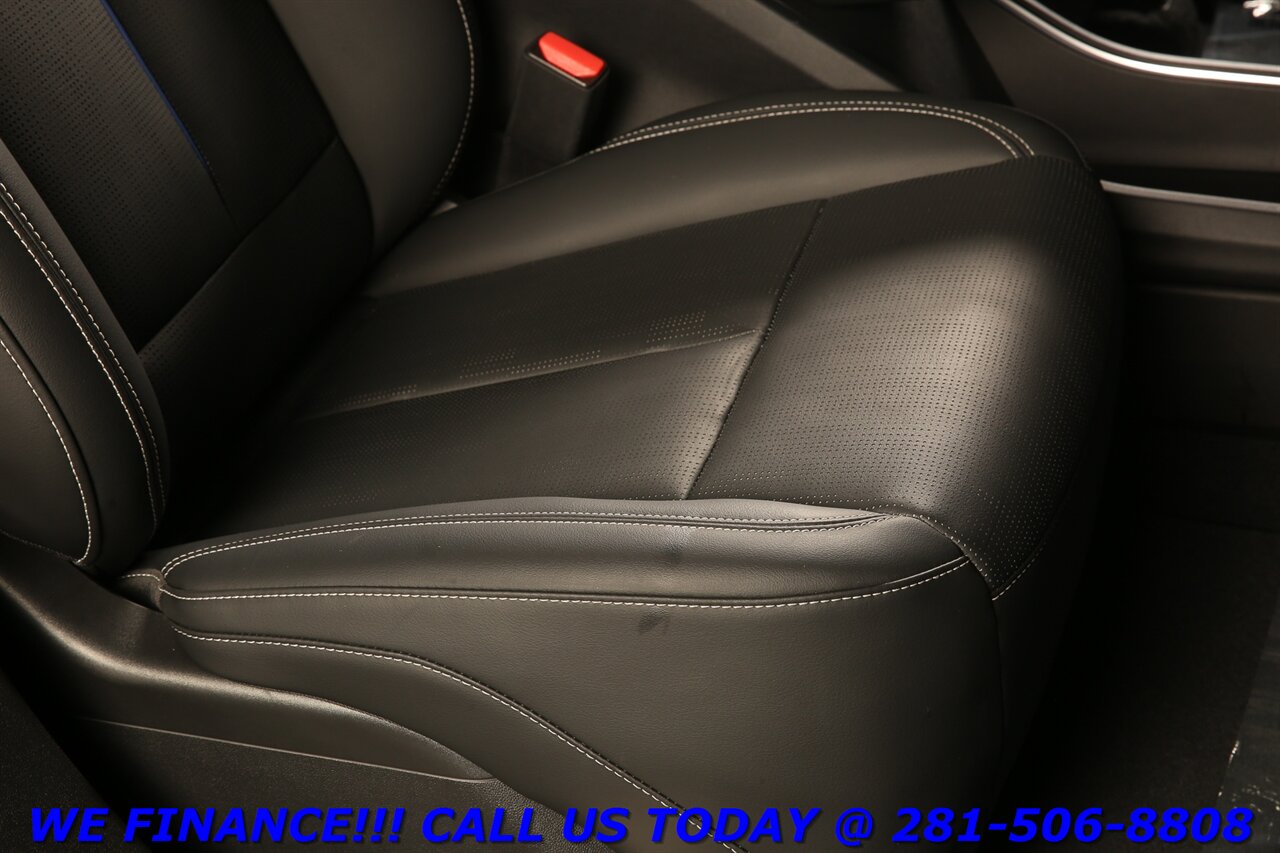 2024 Cadillac LYRIQ 2024 Luxury 1 AWD CARPLAY PANO ADAPT CRUISE 36K ML - Photo 22 - Houston, TX 77031