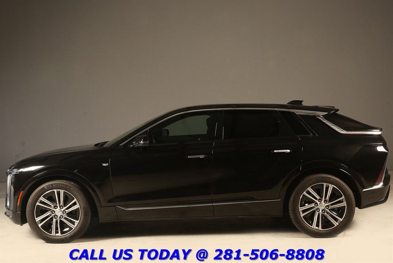 2024 Cadillac LYRIQ 2024 Luxury 1 AWD CARPLAY PANO ADAPT CRUISE 36K ML - Photo 4 - Houston, TX 77031