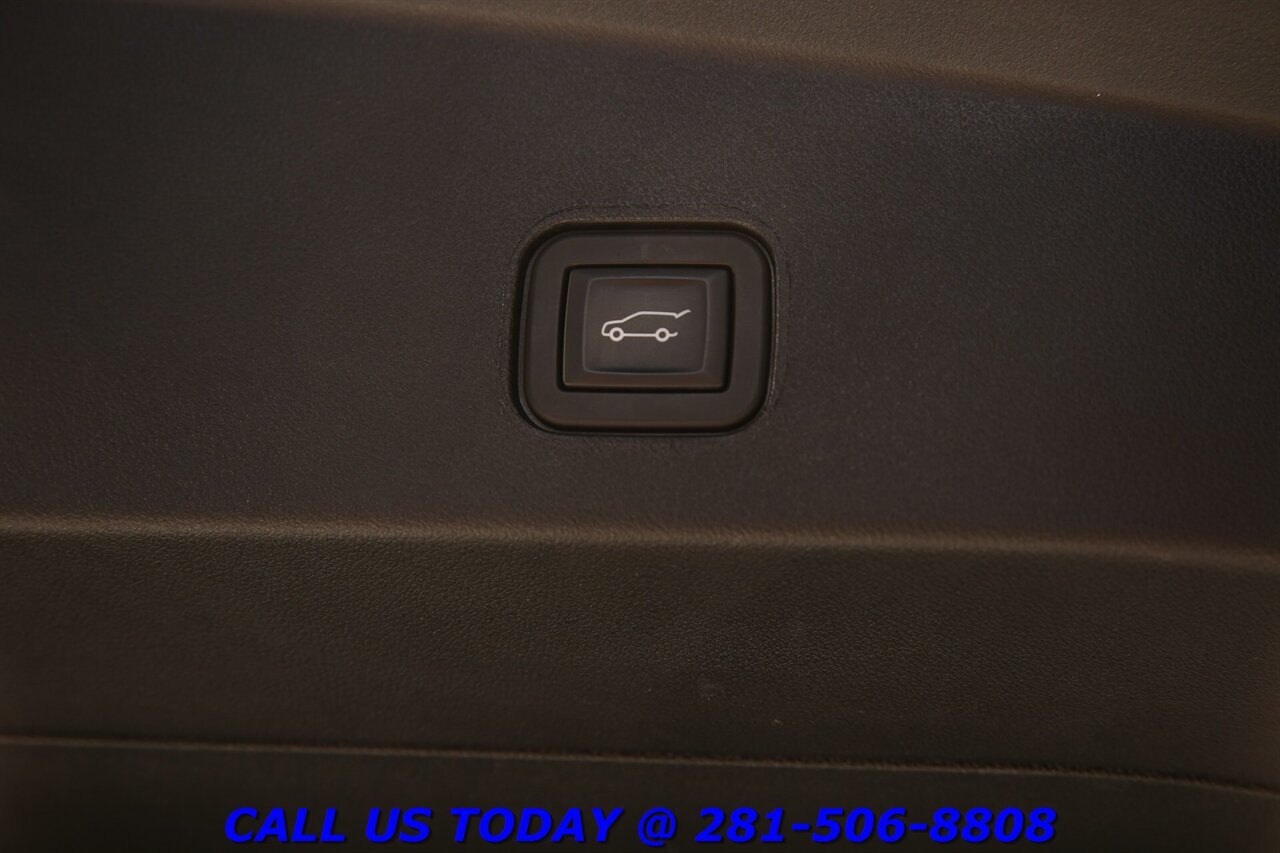 2024 Cadillac LYRIQ 2024 Luxury 1 AWD CARPLAY PANO ADAPT CRUISE 36K ML - Photo 28 - Houston, TX 77031