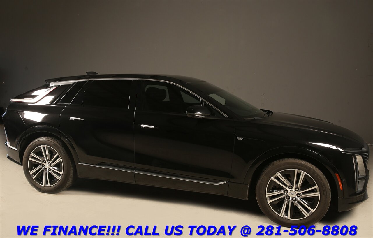 2024 Cadillac LYRIQ 2024 Luxury 1 AWD CARPLAY PANO ADAPT CRUISE 36K ML - Photo 7 - Houston, TX 77031