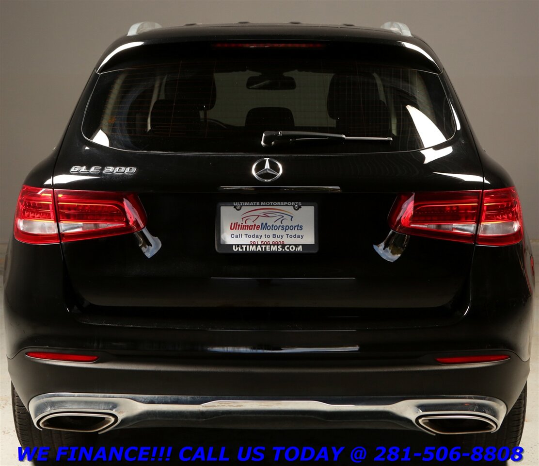 2019 Mercedes-Benz GLC 2019 GLC 300 P1 NAV BLIND HEATSEAT CAMERA 51K MLS   - Photo 5 - Houston, TX 77031