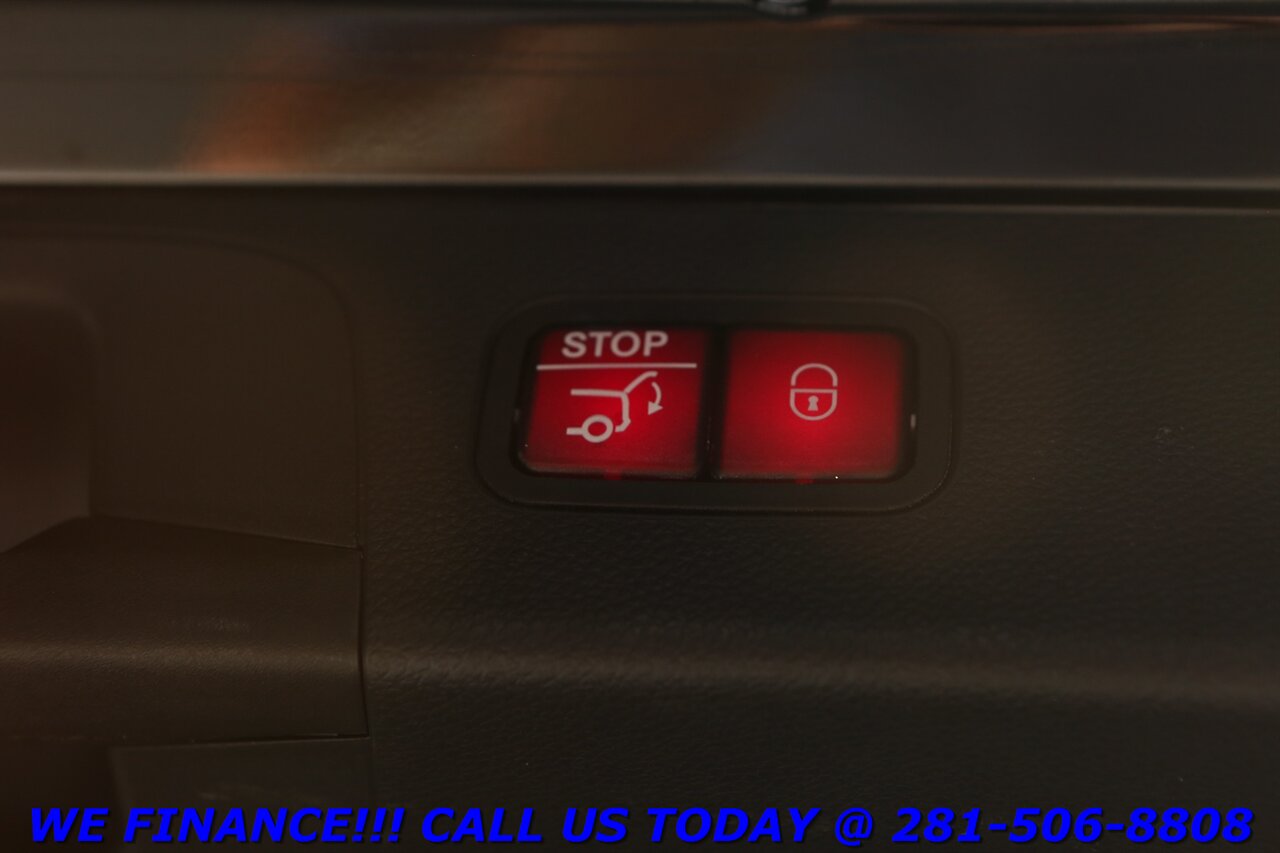 2019 Mercedes-Benz GLC 2019 GLC 300 P1 NAV BLIND HEATSEAT CAMERA 51K MLS   - Photo 28 - Houston, TX 77031