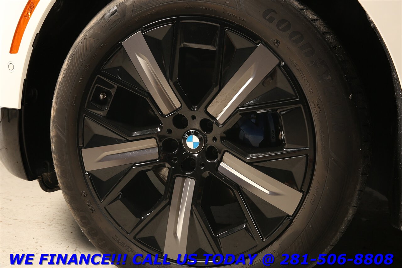 2025 BMW iX 2025 xDrive50 AWD SPORT HUD PANO DRV-ASST 17K MLS - Photo 23 - Houston, TX 77031