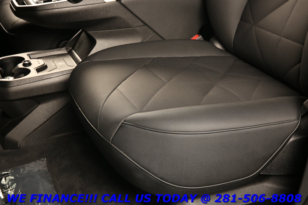 2025 BMW iX 2025 xDrive50 AWD SPORT HUD PANO DRV-ASST 17K MLS - Photo 13 - Houston, TX 77031