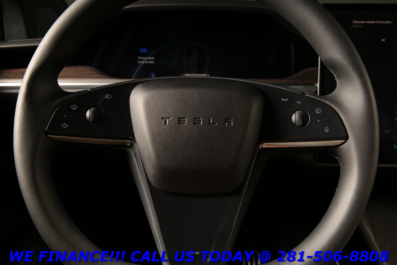2023 Tesla Model X 2023 LONG RANGE AWD FSD4 AUTOPILOT FULL STEERING   - Photo 13 - Houston, TX 77031