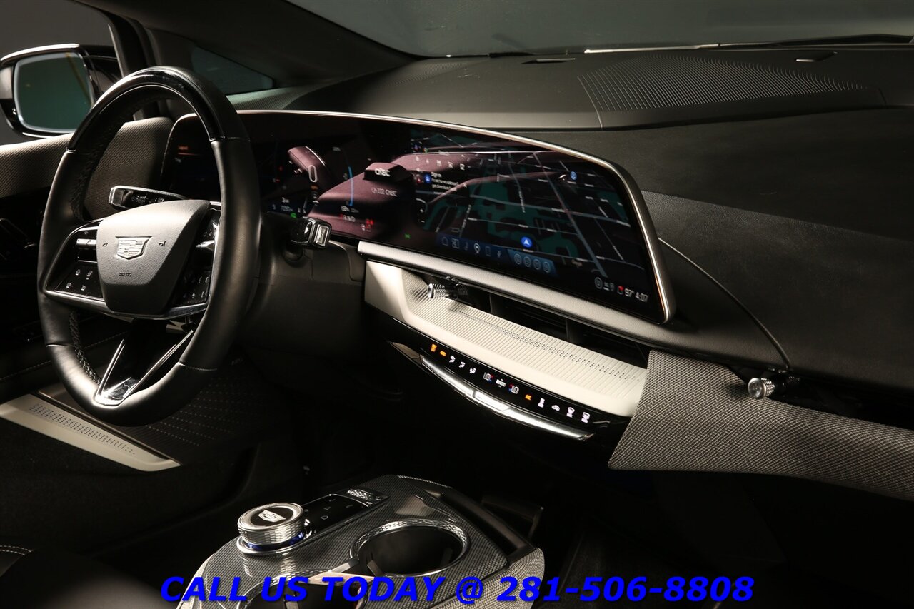 2025 Cadillac OPTIQ 2025 Sport AWD NAV PANO SUPERCRUISE BLIND 7K Mi   - Photo 20 - Houston, TX 77031
