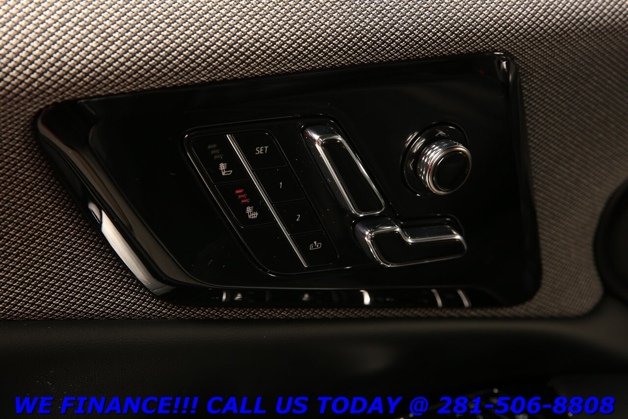 2025 Cadillac OPTIQ 2025 Sport AWD NAV PANO ADAPT BLIND 7K MILES!! - Photo 10 - Houston, TX 77031