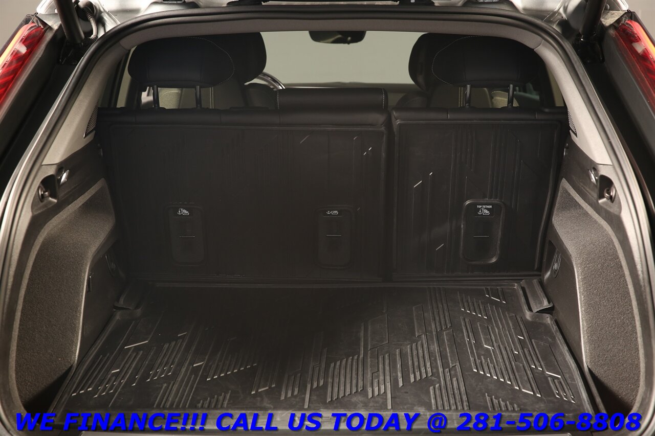 2025 Cadillac OPTIQ 2025 Sport AWD NAV PANO ADAPT BLIND 7K MILES!! - Photo 24 - Houston, TX 77031