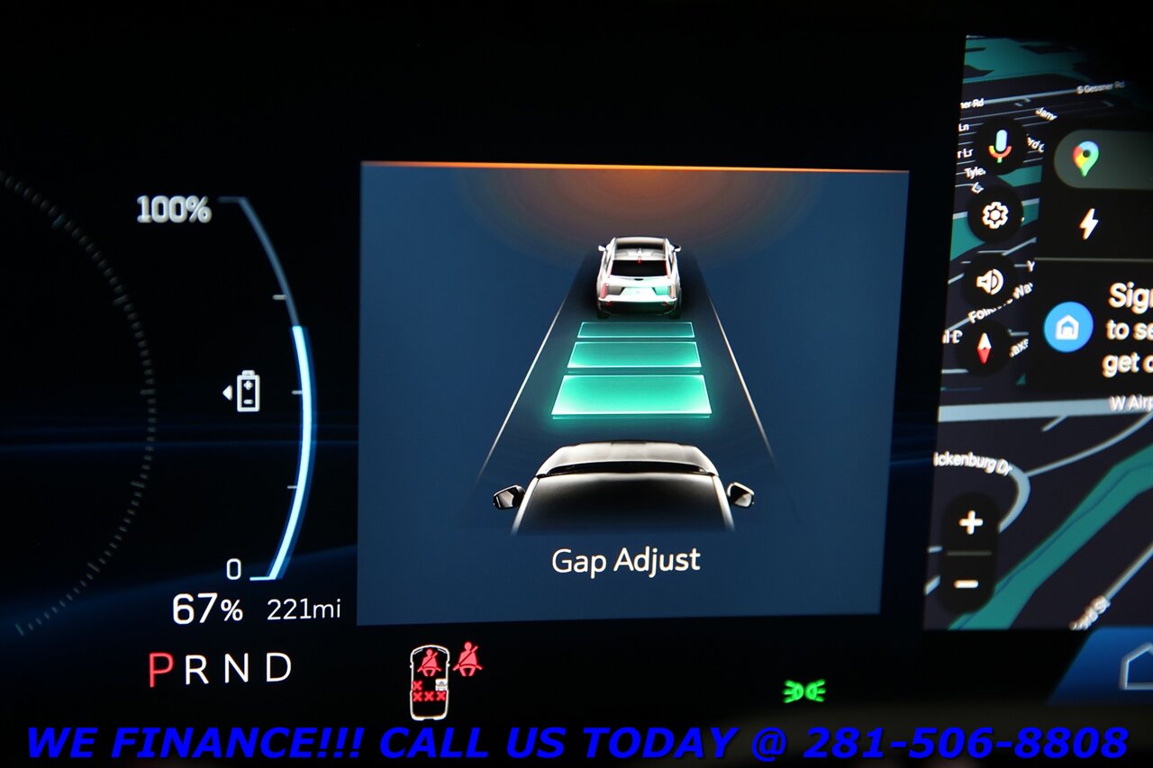 2025 Cadillac OPTIQ 2025 Sport AWD NAV PANO ADAPT BLIND 7K MILES!! - Photo 17 - Houston, TX 77031