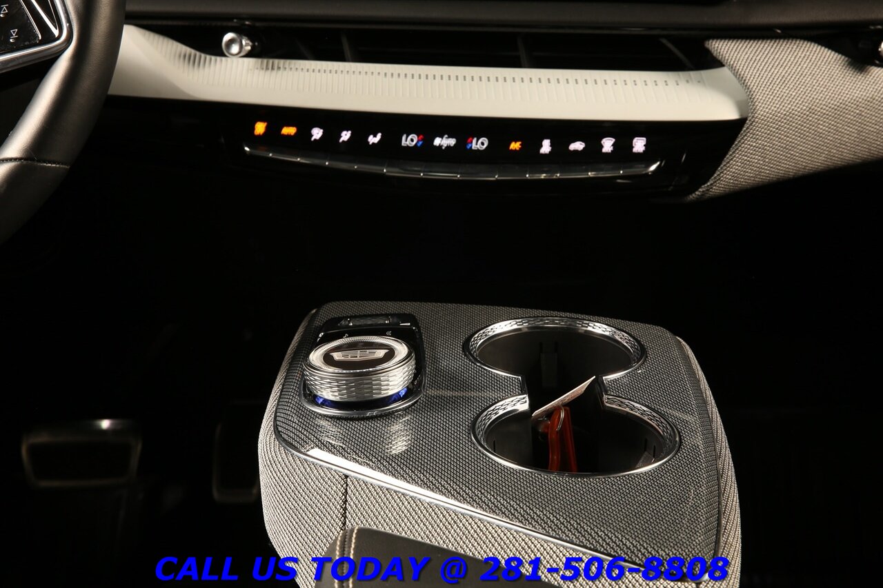 2025 Cadillac OPTIQ 2025 Sport AWD NAV PANO SUPERCRUISE BLIND 7K Mi   - Photo 26 - Houston, TX 77031
