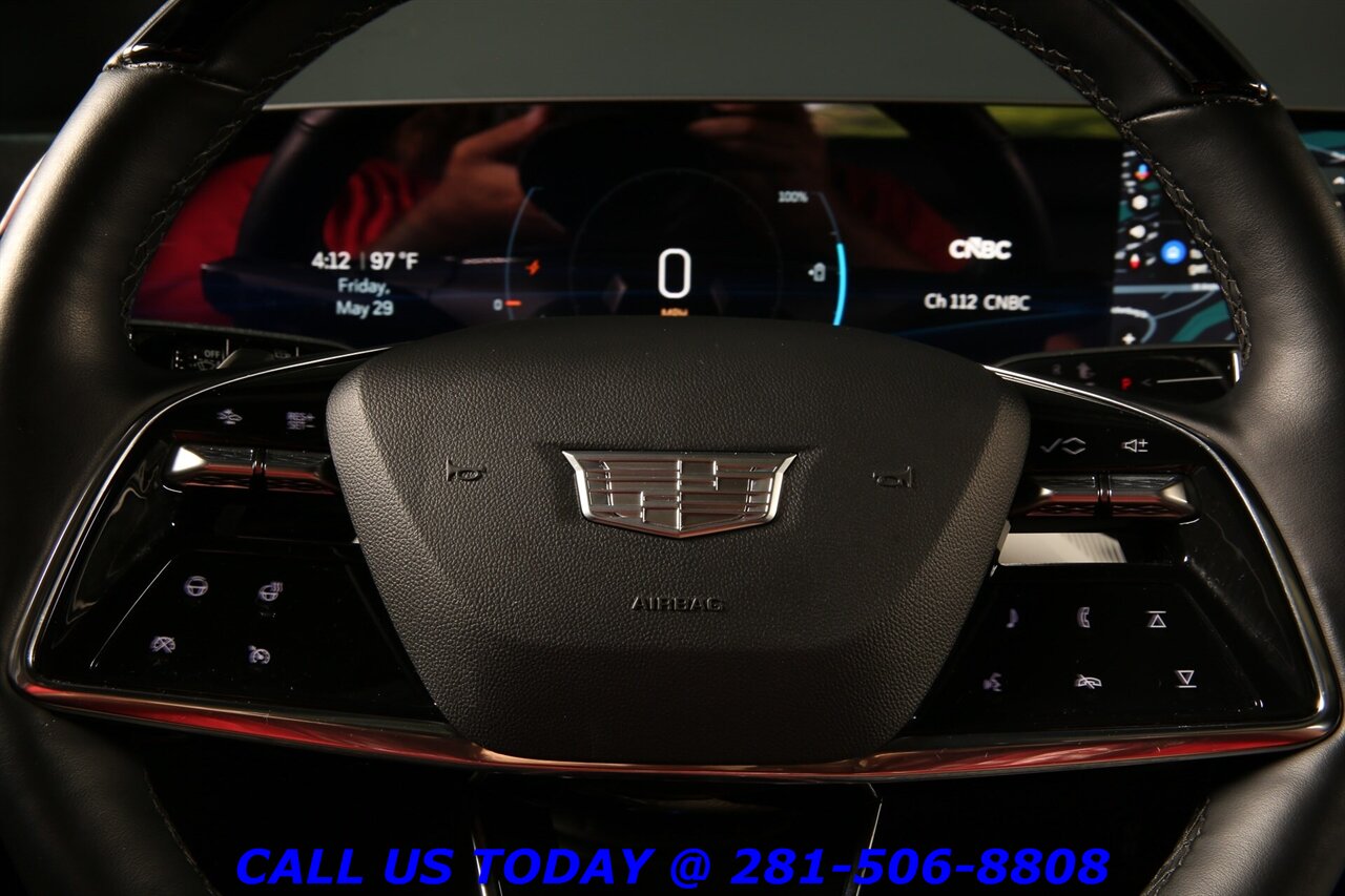 2025 Cadillac OPTIQ 2025 Sport AWD NAV PANO SUPERCRUISE BLIND 7K Mi   - Photo 15 - Houston, TX 77031