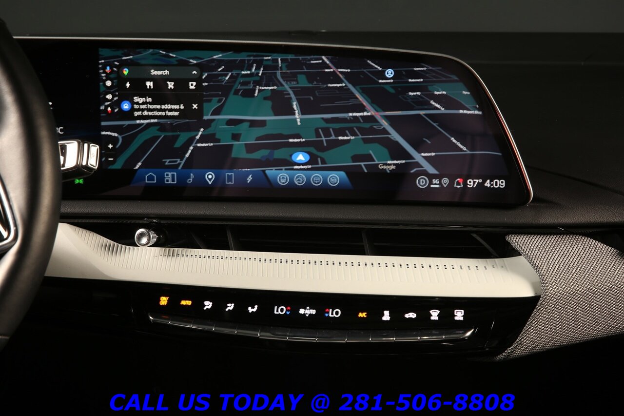 2025 Cadillac OPTIQ 2025 Sport AWD NAV PANO SUPERCRUISE BLIND 7K Mi   - Photo 18 - Houston, TX 77031