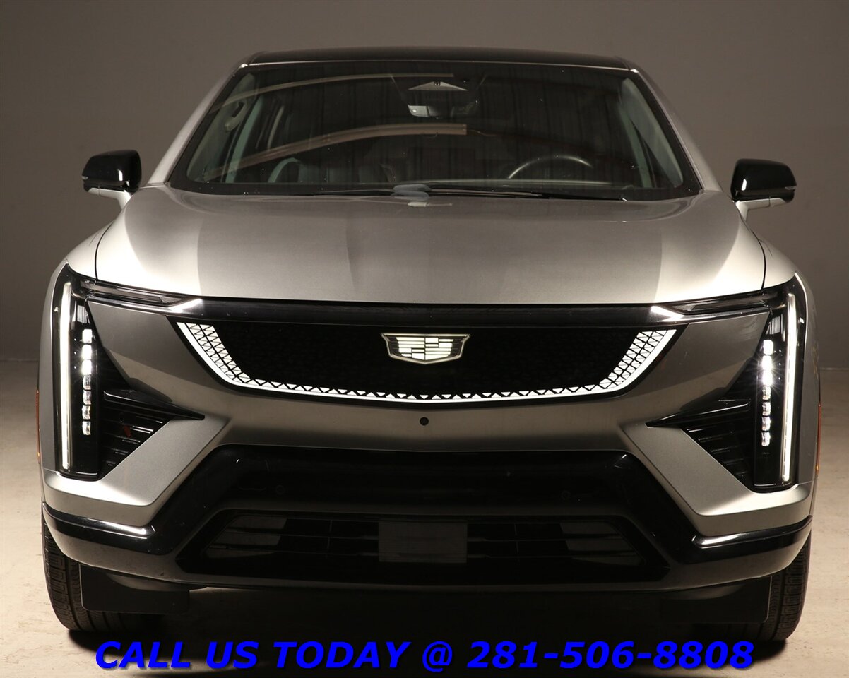 2025 Cadillac OPTIQ 2025 Sport AWD NAV PANO SUPERCRUISE BLIND 7K Mi   - Photo 8 - Houston, TX 77031