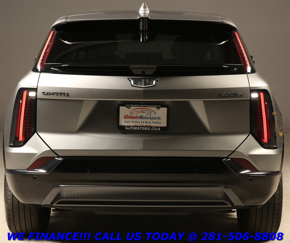 2025 Cadillac OPTIQ 2025 Sport AWD NAV PANO ADAPT BLIND 7K MILES!! - Photo 5 - Houston, TX 77031