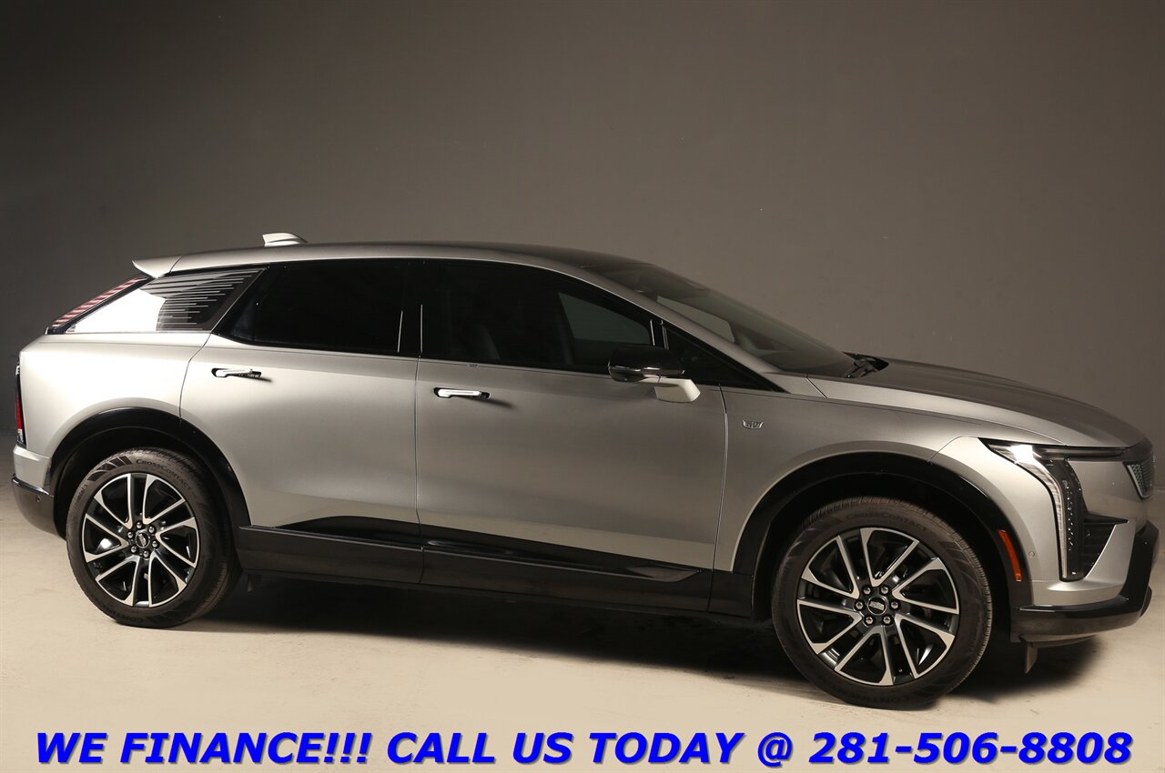 2025 Cadillac OPTIQ 2025 Sport AWD NAV PANO ADAPT BLIND 7K MILES!! - Photo 7 - Houston, TX 77031