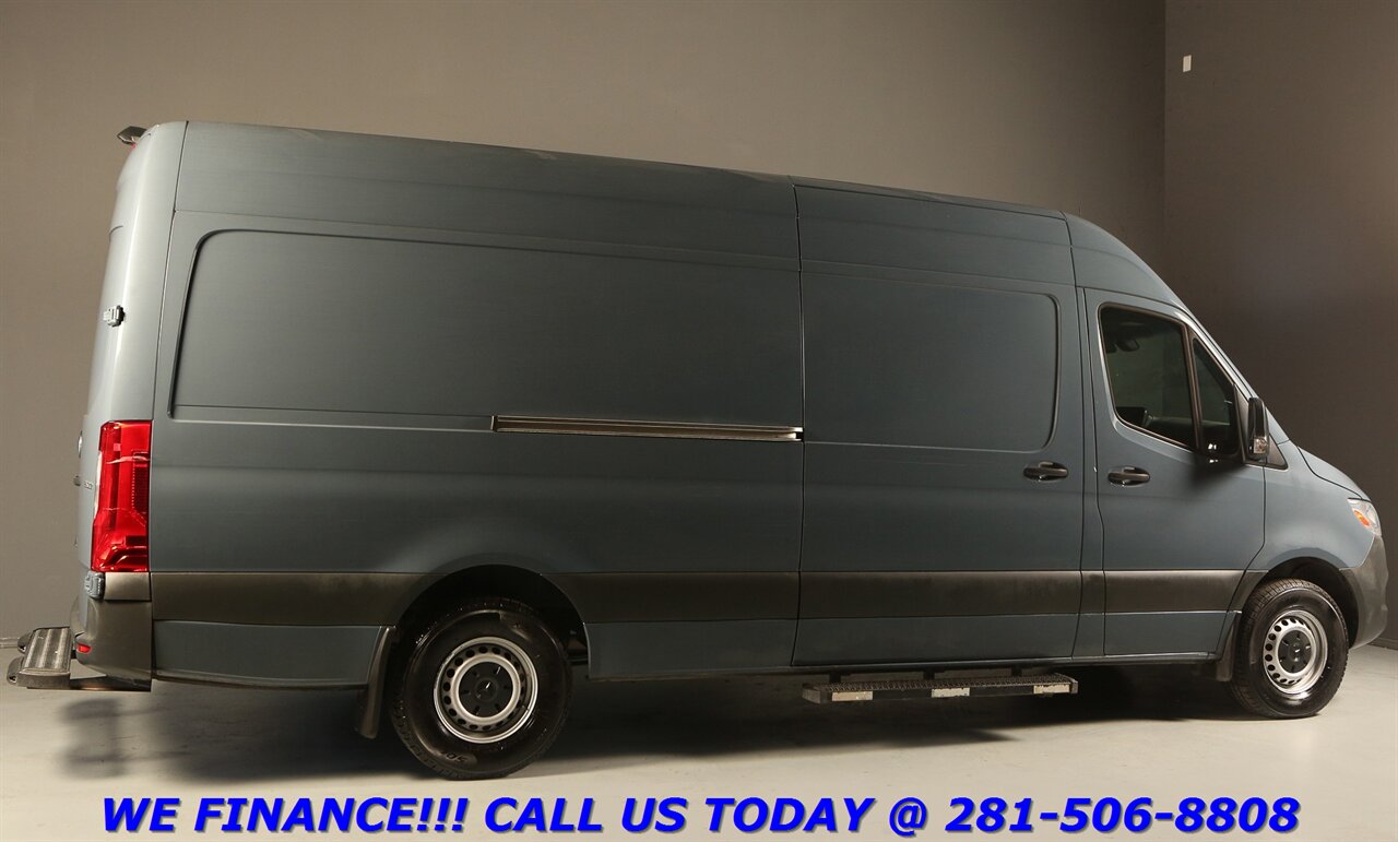 2019 Mercedes-Benz Sprinter 2019 2500 170 " LWB DIESEL CARGO VAN HIGH ROOF 82K   - Photo 5 - Houston, TX 77031