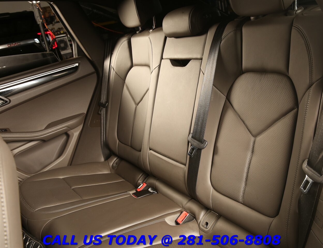 2021 Porsche Macan 2021 AWD NAV PANO SPORT HEAT/COOL SEAT 63K MLS - Photo 21 - Houston, TX 77031