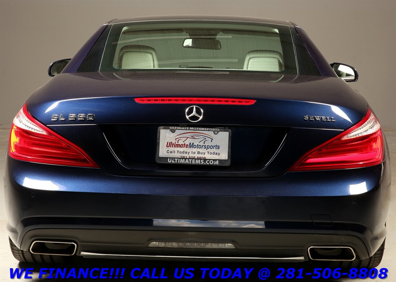 2013 Mercedes-Benz 2013 SL 550 AMG PANO-GLASS P1 NAV HARMAN 38K MLS   - Photo 4 - Houston, TX 77031