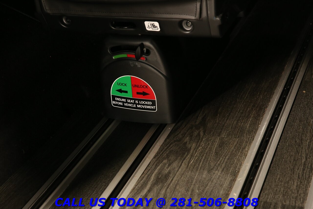 2022 Mercedes-Benz Metris 2022 NAV 6-PASS CAPTAINS CAMERA WORKSTATION 21K Mi   - Photo 29 - Houston, TX 77031