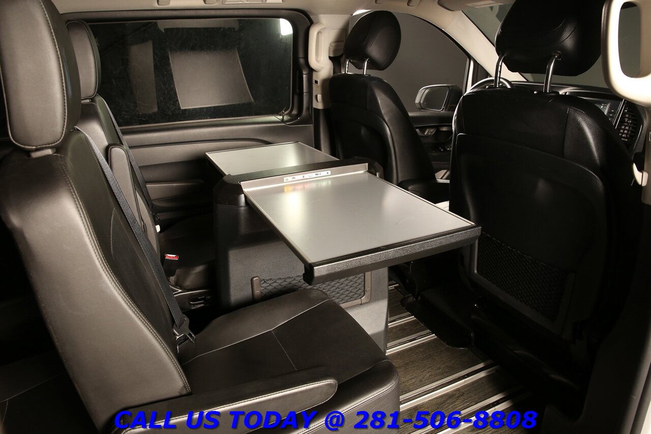 2022 Mercedes-Benz Metris 2022 NAV 6-PASS CAPTAINS CAMERA WORKSTATION 21K Mi   - Photo 4 - Houston, TX 77031
