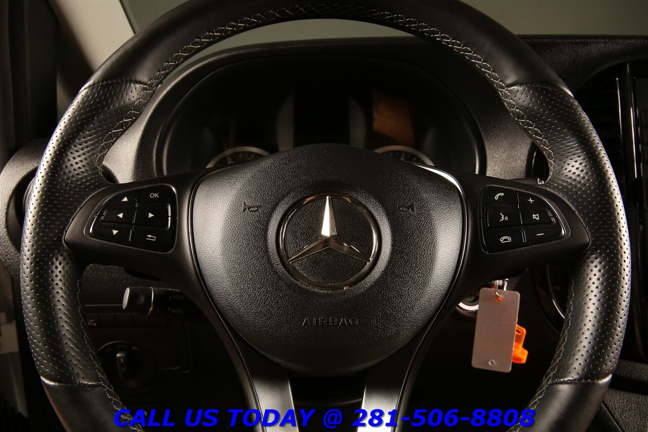 2022 Mercedes-Benz Metris 2022 NAV 6-PASS CAPTAINS CAMERA WORKSTATION 21K Mi   - Photo 14 - Houston, TX 77031
