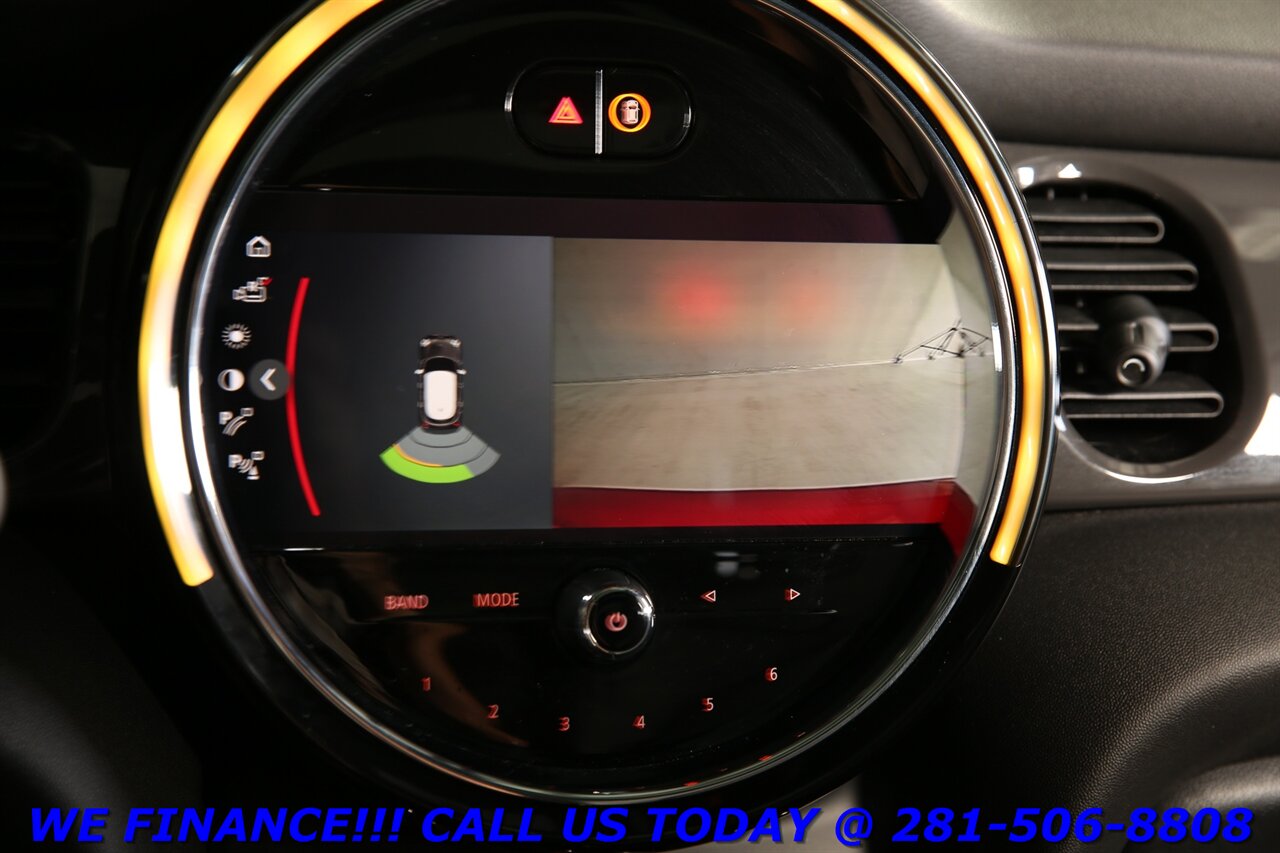 2022 MINI Cooper 2022 Oxford Edition PANO HEATSEAT CAMERA 24K MLS   - Photo 17 - Houston, TX 77031