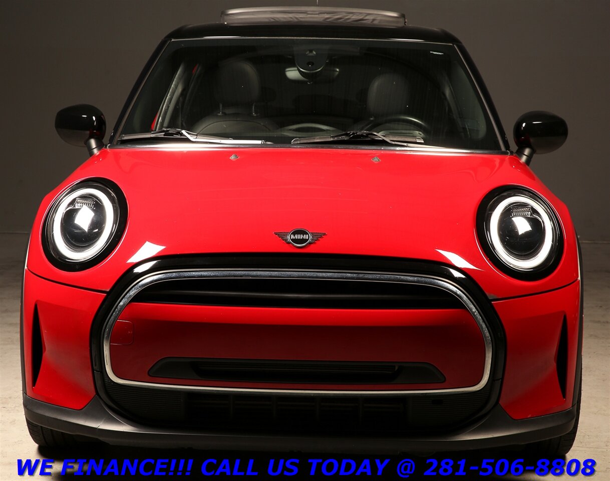 2022 MINI Cooper 2022 Oxford Edition PANO HEATSEAT CAMERA 24K MLS   - Photo 9 - Houston, TX 77031
