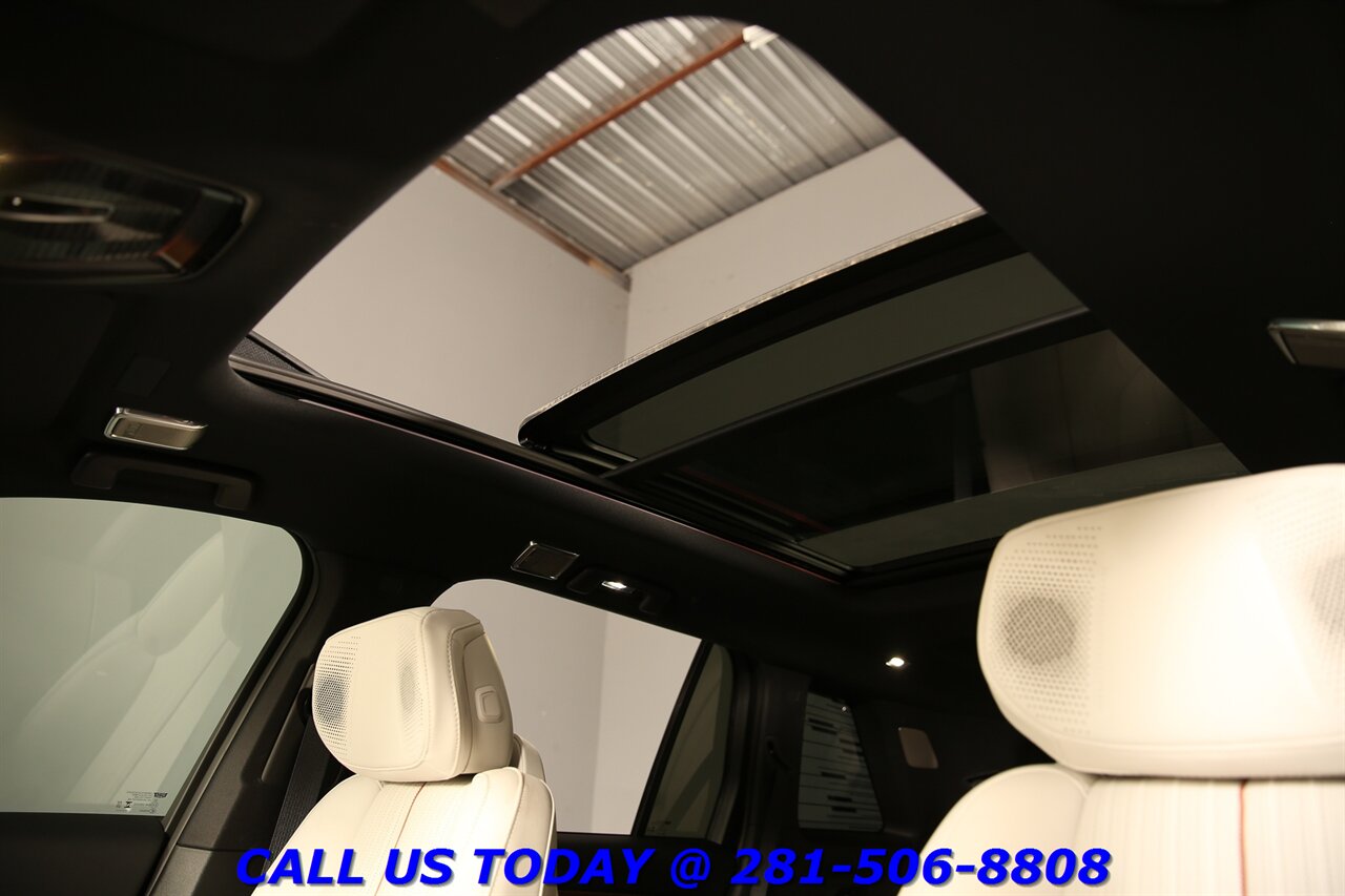2026 Cadillac VISTIQ 2026 Luxury AWD NAV PANO SUPERCRUISE 6PASS 1K Mi   - Photo 11 - Houston, TX 77031