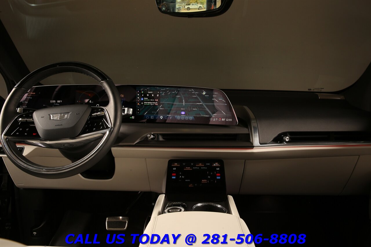 2026 Cadillac VISTIQ 2026 Luxury AWD NAV PANO SUPERCRUISE 6PASS 1K Mi   - Photo 3 - Houston, TX 77031