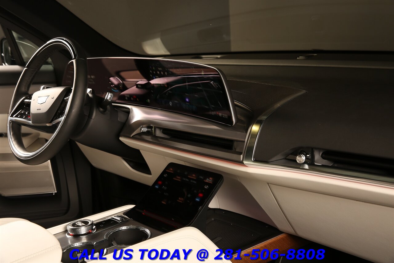 2026 Cadillac VISTIQ 2026 Luxury AWD NAV PANO SUPERCRUISE 6PASS 1K Mi   - Photo 19 - Houston, TX 77031