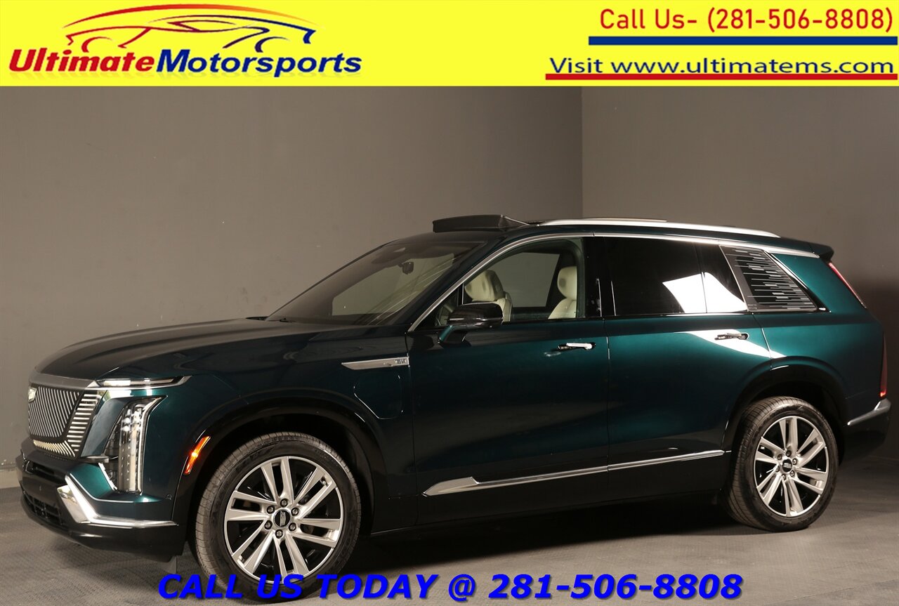 2026 Cadillac VISTIQ 2026 Luxury AWD NAV PANO SUPERCRUISE 6PASS 1K Mi   - Photo 1 - Houston, TX 77031