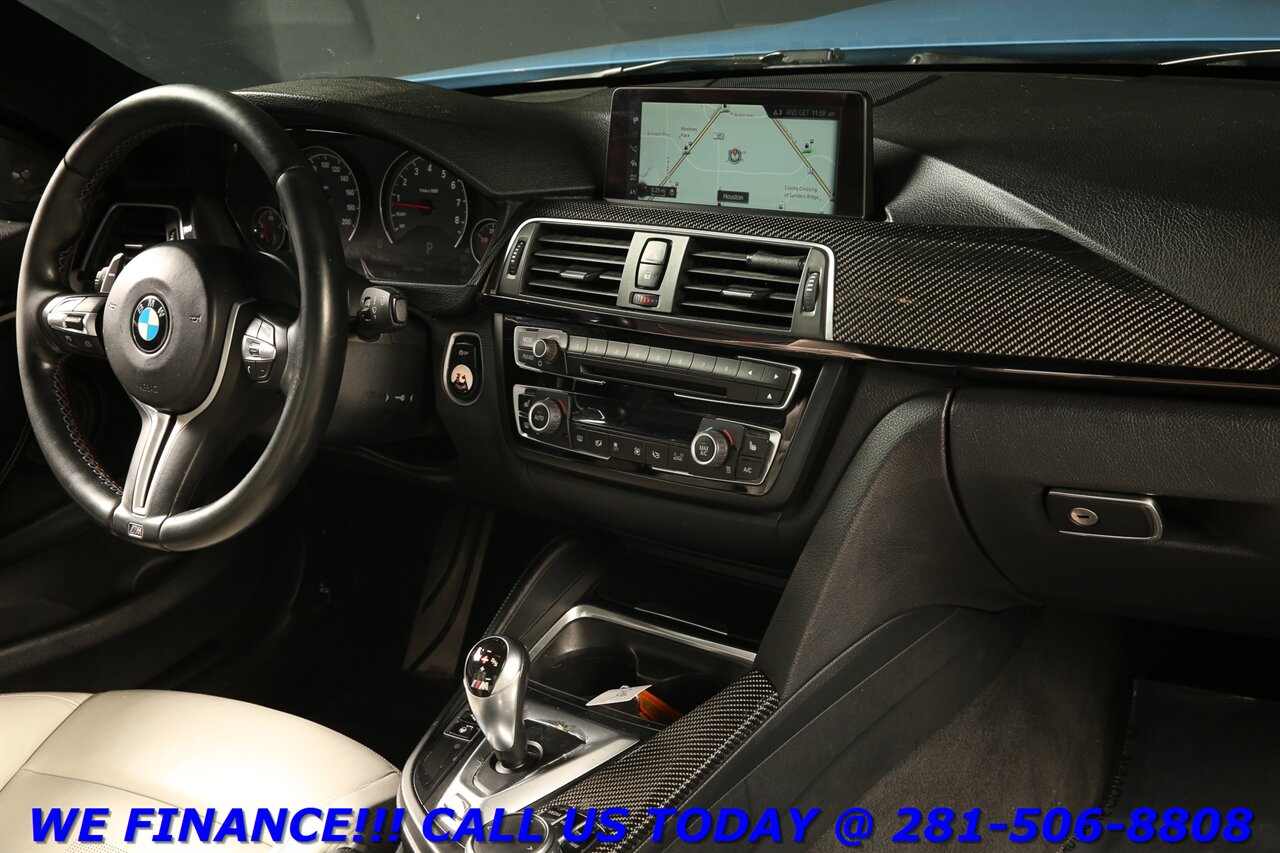 2017 BMW M4 2017 COMP PKG NAV SUN CARBON YAS MARINA   - Photo 18 - Houston, TX 77031