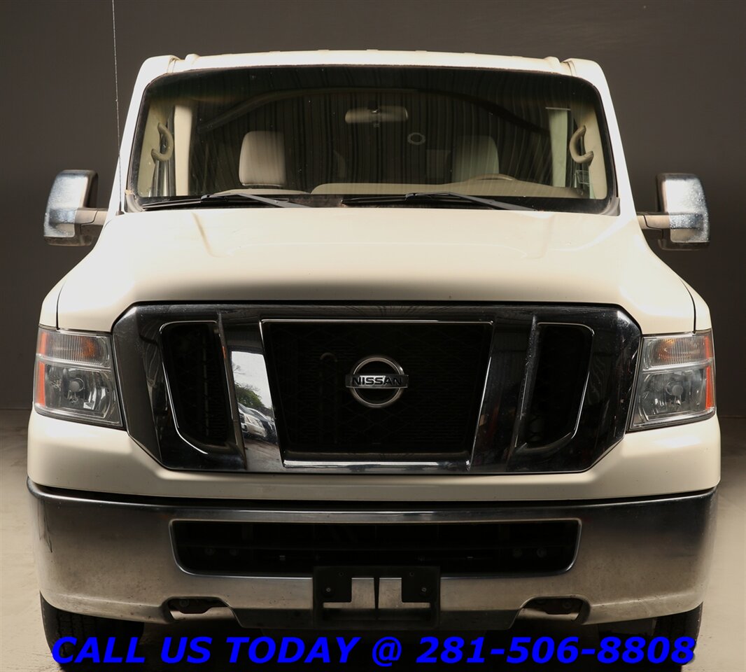 2017 Nissan NV 2017 NV 3500 SV TECH 12-PASS NAV CAMERA 21K Mi - Photo 9 - Houston, TX 77031