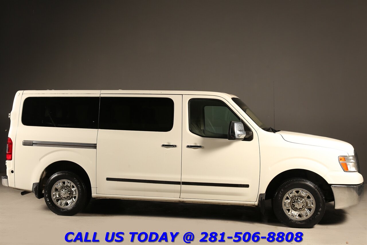2017 Nissan NV 2017 NV 3500 SV TECH 12-PASS NAV CAMERA 21K Mi - Photo 8 - Houston, TX 77031