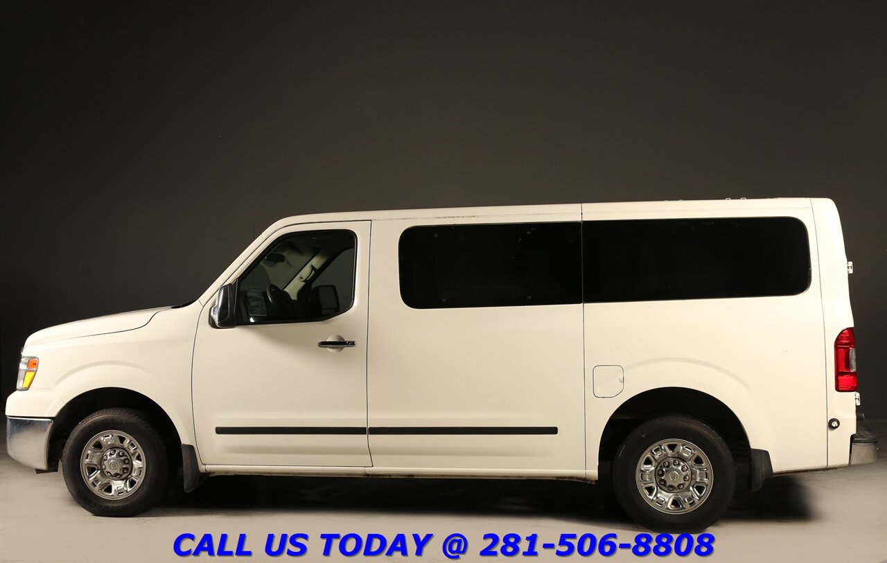 2017 Nissan NV 2017 NV 3500 SV TECH 12-PASS NAV CAMERA 21K Mi - Photo 4 - Houston, TX 77031